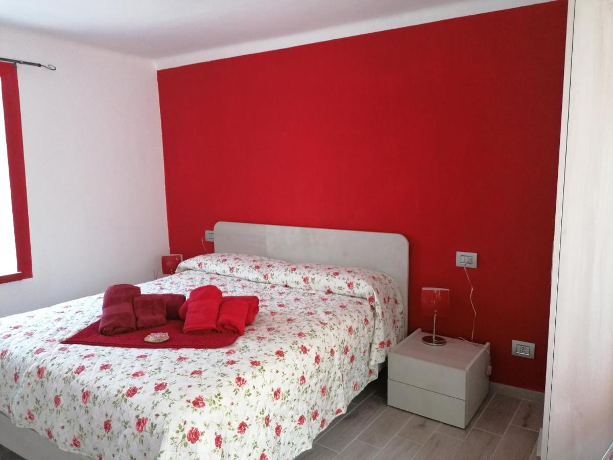וינדיו Casa Vacanza La Rosa מראה חיצוני תמונה
